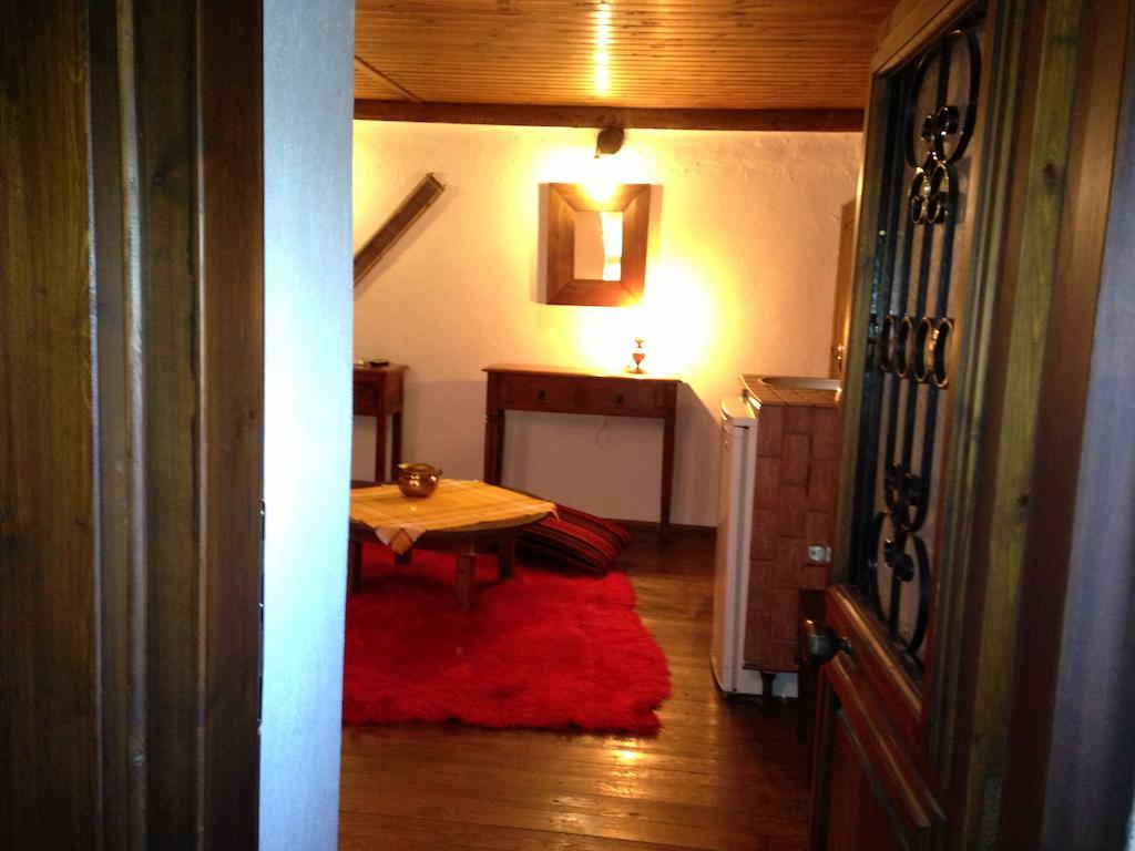 Guesthouse Eleni Palaios Panteleimonas Habitación foto